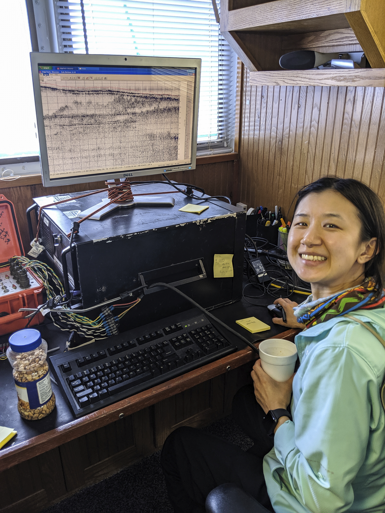 Women working with a geophysics workstation